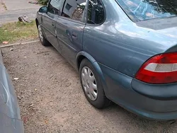 Andere farben Gebraucht 1998 Opel Vectra Limousine | 450 € (Superpreis)