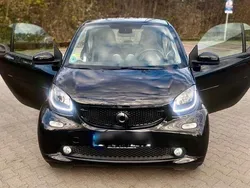 Schwarz Gebraucht 2015 Smart ForTwo Coupé Prime Coupé | 7.400 € (Guter Preis)