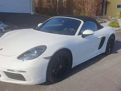 Weiß Gebraucht 2018 Porsche 718 Boxster Cabrio | 52.990 € (Guter Preis)