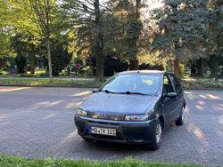 Gebraucht 2002 Fiat Punto Kleinwagen | 1.000 € (Fairer Preis)