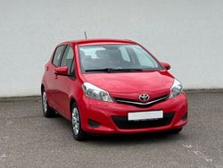 Rot Gebraucht 2013 Toyota Yaris Life Limousine | 7.490 € (Fairer Preis)