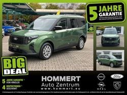 Bursting green Gebraucht 2024 Ford Tourneo Courier Titanium Van / Kleinbus | 20.890 € (Guter Preis)