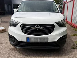 Weiß Gebraucht 2020 Opel Combo Van / Kleinbus | 6.900 €