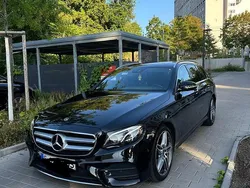 Schwarz Gebraucht 2018 Mercedes E220 AMG line Kombi | 25.000 € (Guter Preis)