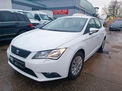 Weiß Gebraucht 2014 Seat Leon Reference Limousine | 4.750 € (Etwas zu teuer)