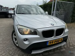 Grau Gebraucht 2011 BMW X1 Executive SUV | 5.450 € (Fairer Preis)