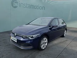 Blau Gebraucht 2020 VW Golf VIII Style Limousine | 21.940 € (Fairer Preis)