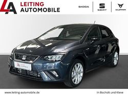 Grau Neu 2025 Seat Ibiza FR Limousine | 28.446 € (Teuer)