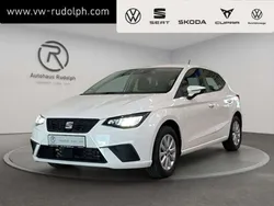 Weiß Gebraucht 2023 Seat Ibiza Style Limousine | 16.989 € (Fairer Preis)