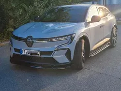 Grau Gebraucht 2022 Renault Mégane Iconic Kleinwagen | 30.500 € (Superpreis)