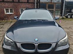 Grau Gebraucht 2009 BMW 520 Kombi | 4.000 € (Guter Preis)
