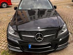 Schwarz Gebraucht 2012 Mercedes C180 Avantgarde Limousine | 11.900 € (Fairer Preis)