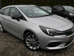 Silber Gebraucht 2022 Opel Astra Design & Tech Kombi | 17.690 € (Guter Preis)