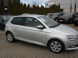 Silber Gebraucht 2020 Skoda Fabia Drive Kleinwagen | 10.790 € (Guter Preis)