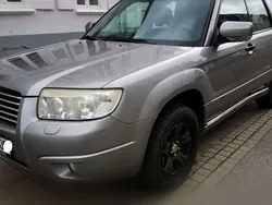 Grau Gebraucht 2007 Subaru Forester Active SUV | 2.500 €