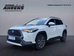 Othercolor Gebraucht 2022 Toyota Corolla Cross Team SUV | 31.900 € (Fairer Preis)