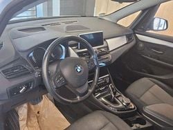 Weiß Gebraucht 2019 BMW 218 Gran Tourer Performance Van / Kleinbus | 11.200 € (Guter Preis)