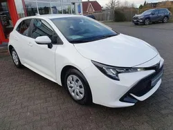 Weiß Gebraucht 2019 Toyota Corolla | 18.450 € (Fairer Preis)