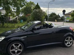 Schwarz Gebraucht 2004 Opel Tigra Cabrio | 1.800 € (Fairer Preis)