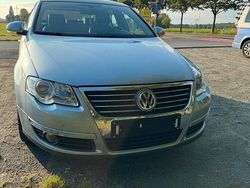 Blau Gebraucht 2005 VW Passat Limousine | 3.950 € (Etwas zu teuer)