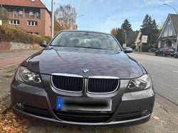 Grau Gebraucht 2007 BMW 320 Limousine | 3.850 € (Guter Preis)