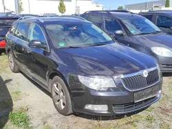 Schwarz Gebraucht 2012 Skoda Superb Ambition Kombi | 2.499 € (Superpreis)