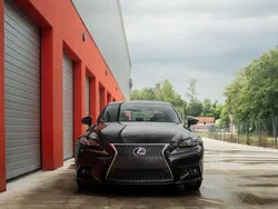 Schwarz Gebraucht 2016 Lexus IS300h Sport Line Limousine | 23.799 € (Fairer Preis)