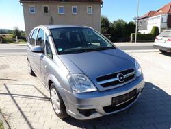 Grau Gebraucht 2005 Opel Meriva Edition Van / Kleinbus | 2.999 € (Etwas zu teuer)