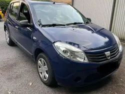 Blau Gebraucht 2009 Dacia Sandero Kleinwagen | 1.300 € (Fairer Preis)