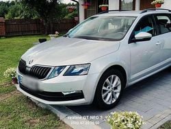 Silber Gebraucht 2018 Skoda Octavia Ambition Kombi | 10.500 € (Guter Preis)