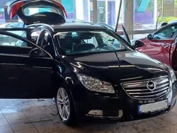 Schwarz Gebraucht 2009 Opel Insignia Kombi | 4.200 € (Fairer Preis)