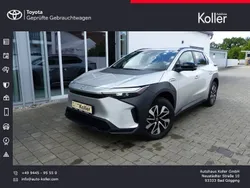 Grau Gebraucht 2023 Toyota bZ4X Comfort SUV | 30.999 € (Guter Preis)