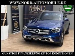 Blau Gebraucht 2021 Mercedes GLC200 AMG SUV | 36.890 € (Guter Preis)