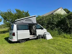 Weiß Gebraucht 2019 VW T6.1 Edition Van | 52.950 € (Teuer)
