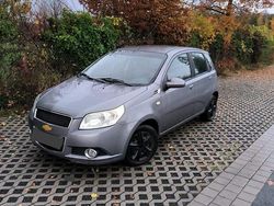 Grau Gebraucht 2008 Chevrolet Aveo Kleinwagen | 1.990 € (Teuer)