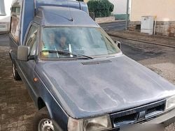 Blau Gebraucht 2000 Fiat Fiorino Van | 4.900 €