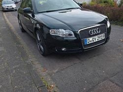 Grün Gebraucht 2007 Audi A4 Ambiente Limousine | 3.750 € (Guter Preis)