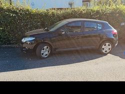 Schwarz Gebraucht 2011 Renault Mégane III Limousine | 3.100 € (Guter Preis)