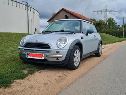 Silber Gebraucht 2002 Mini ONE Kleinwagen | 1.990 € (Teuer)