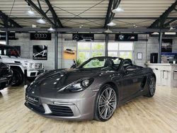 Grau Gebraucht 2018 Porsche 718 Boxster Cabrio | 54.990 € (Guter Preis)