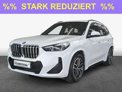 Weiß Gebraucht 2023 BMW X1 Luxury Line SUV | 46.999 € (Fairer Preis)
