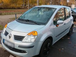 Grau Gebraucht 2005 Renault Modus Van / Kleinbus | 1.850 € (Guter Preis)