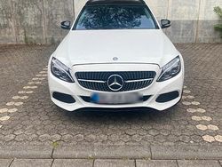 Weiß Gebraucht 2014 Mercedes 200 AMG line Kombi | 9.800 €