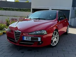 Rot Gebraucht 2009 Alfa Romeo 147 Quadrifoglio Verde Kleinwagen | 2.400 € (Fairer Preis)