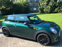 Grün Gebraucht 2015 Mini ONE Kleinwagen | 8.450 €