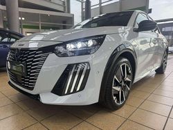 Okenit weiß metallic Neu 2025 Peugeot 208 GT Kleinwagen | 26.995 € (Teuer)