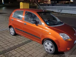 Orange Gebraucht 2009 Chevrolet Matiz Kleinwagen | 500 € (Superpreis)