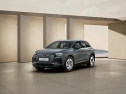 Grau (kieselgrau) Neu 2025 Audi Q4 e-tron Comfort SUV | 45.600 € (Teuer)