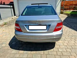 Grau Gebraucht 2012 Mercedes C200 Avantgarde Limousine | 13.800 € (Fairer Preis)