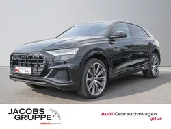 Mythosschwarz metallic Gebraucht 2023 Audi Q8 Ambiente SUV | 76.930 € (Fairer Preis)
